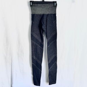 Athleta Twilight Tight, navy, size XS